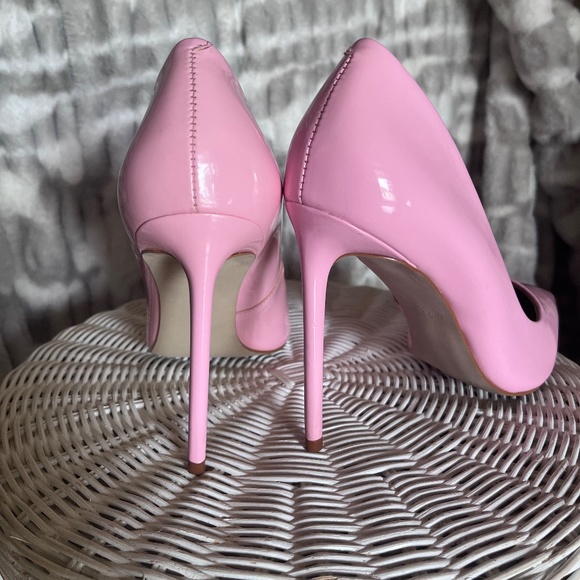 Steve Madden Size 8.5 US Vala Pump in Pink Faux Patent - Picture 3 of 7